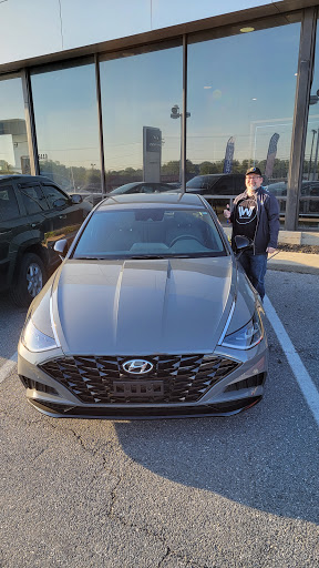 Hyundai Dealer «Antwerpen Hyundai - Catonsville», reviews and photos, 6440 Baltimore National Pike, Catonsville, MD 21228, USA