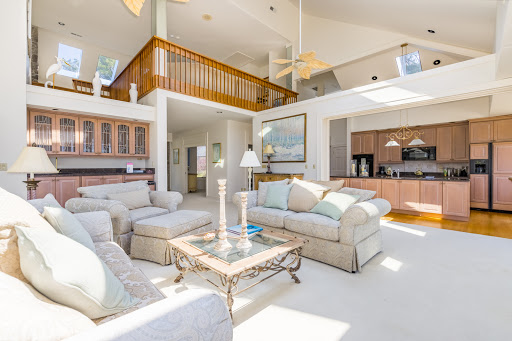 Real Estate Agency «Kris Weaver Real Estate Team», reviews and photos, 2901 S Lynnhaven Rd, Virginia Beach, VA 23452, USA