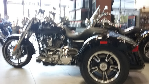 Harley-Davidson Dealer «Vehicle City Harley-Davidson», reviews and photos, 2400 Austins Pkwy, Flint, MI 48507, USA