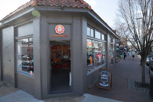CustomInk - Custom T-shirt Store - Richmond, 3401 W Cary St, Richmond, VA 23221, USA, 