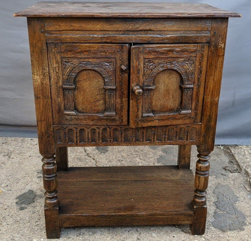 Antique Furniture Store «Lots of Furniture Antiques Warehouse», reviews and photos, 910 N Riverfront Blvd, Dallas, TX 75207, USA