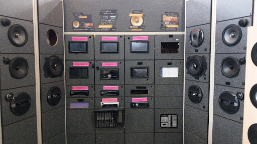 Electronics Store «Lewis Electronics», reviews and photos, 3536 Lee Rd, Cleveland, OH 44120, USA