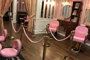 Seriously Spoiled Salon and Spa image