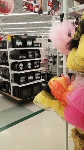 Fabric Store «Jo-Ann Fabrics and Crafts», reviews and photos, 20550 E 13 Mile Rd, Roseville, MI 48066, USA