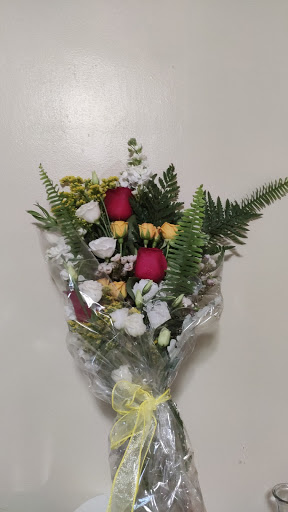 Florist «Plants and Answers Florist», reviews and photos, 700 W Market St, Greensboro, NC 27401, USA