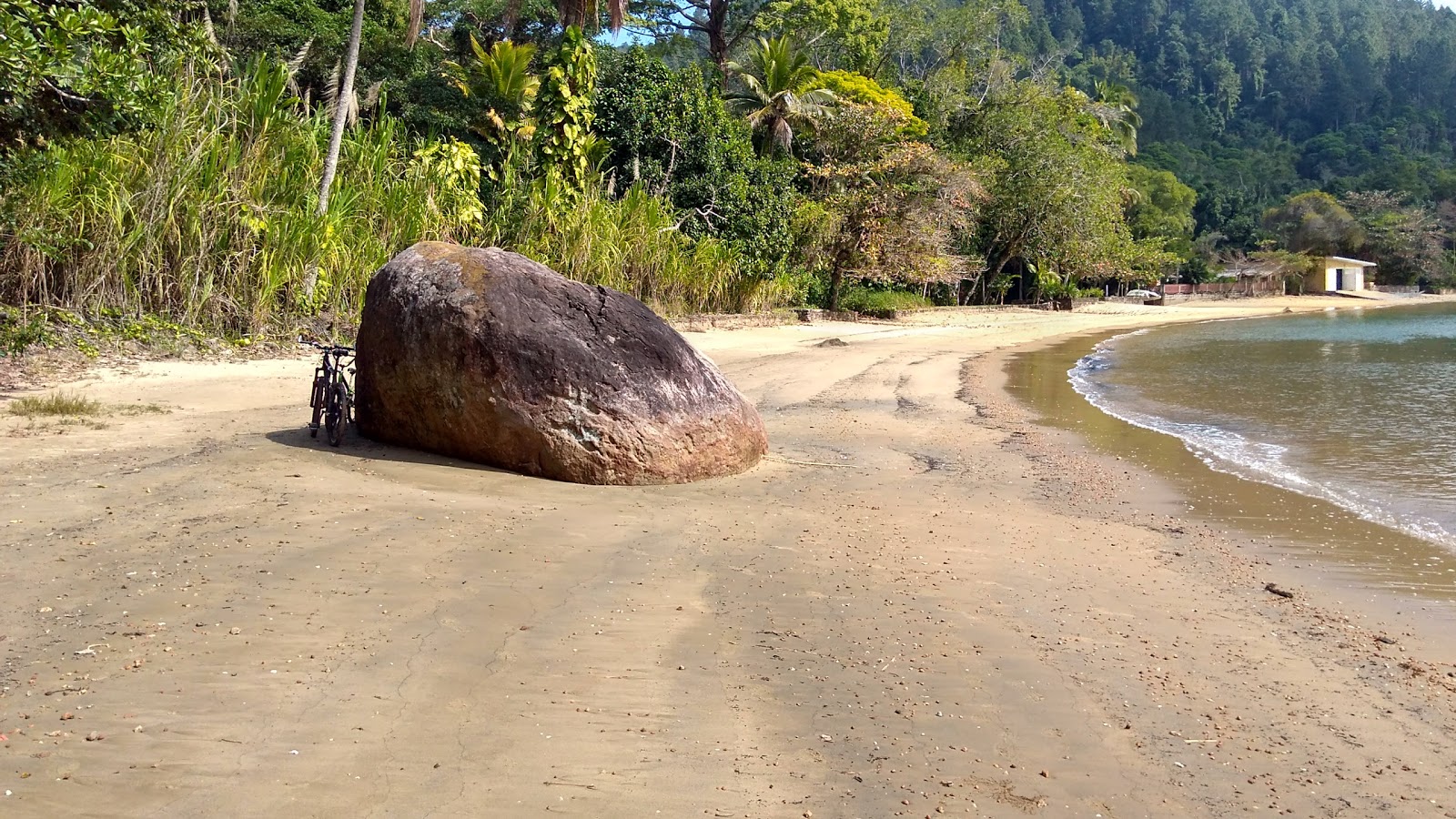 Praia da Ribeira的照片 具有非常干净级别的清洁度