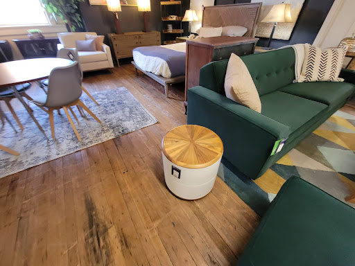 Furniture Store «What’s New? Furniture», reviews and photos, 439 SE Grand Ave, Portland, OR 97214, USA