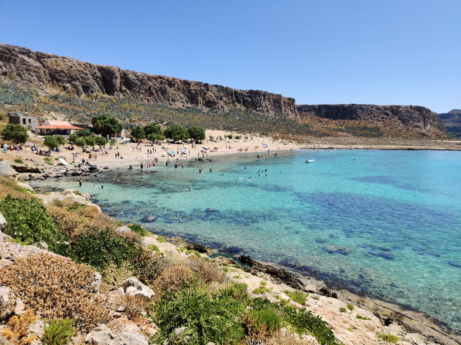 Foto de Gramvousa beach com areia brilhante superfície