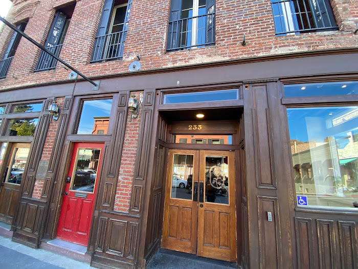 Cafe near Golden Chain Motel