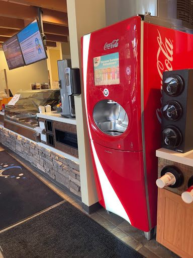 Liquor Store «Snoqualmie Tobacco & Liquor Company», reviews and photos, 37500 SE North Bend Way, Snoqualmie, WA 98065, USA