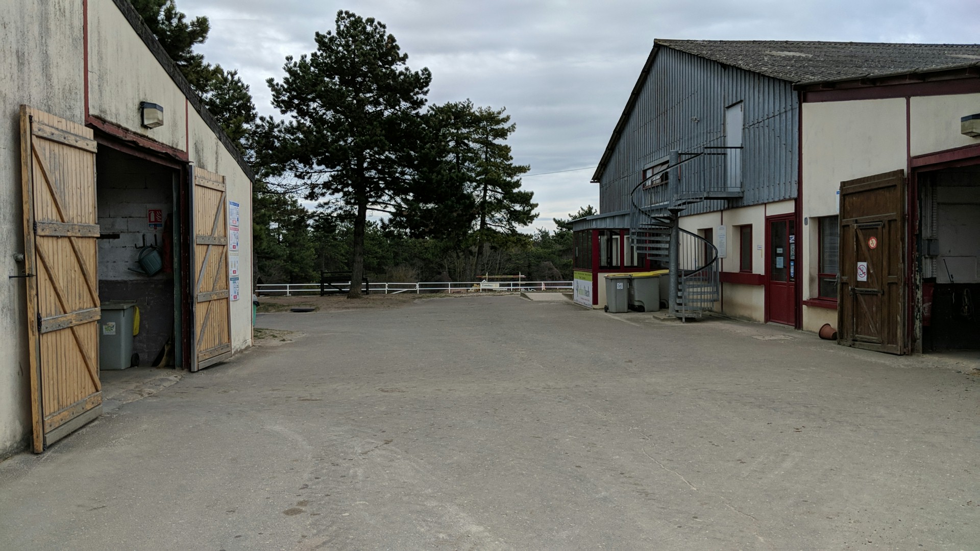 Photo n° 2 de l'avis de S.e fait le 06/03/2019 à 10:33