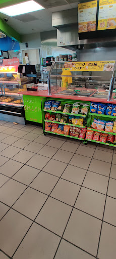 Convenience Store «Stripes», reviews and photos, 2815 E Main St, Uvalde, TX 78801, USA