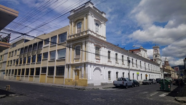 Opiniones de Unidad Educativa "San Felipe Neri" en Riobamba - Escuela