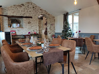 Atmosphère du Restaurant français L'équilibre à Oradour-sur-Glane - n°8