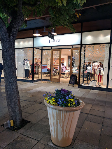 Shopping Mall «The Village at Corte Madera», reviews and photos, 1618 Redwood Hwy, Corte Madera, CA 94925, USA