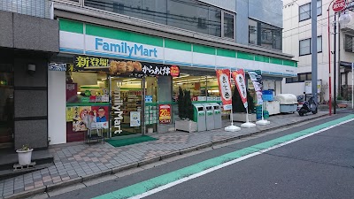 ファミリーマート 東京医科大学前店