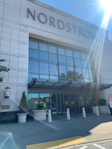 Department Store «Nordstrom Ross Park», reviews and photos, 1000 Ross Park Mall Dr, Pittsburgh, PA 15237, USA