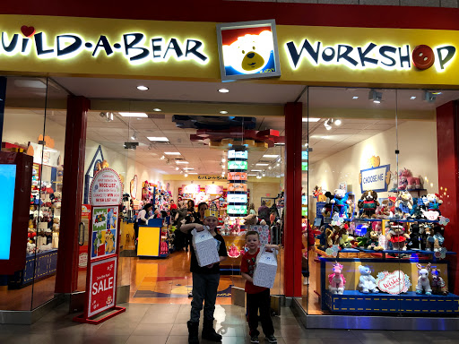 Shopping Mall «Fashion Place», reviews and photos, 6191 State St, Murray, UT 84107, USA