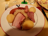 Choucroute d'Alsace du Restaurant de spécialités alsaciennes Zuem Strissel à Strasbourg - n°8