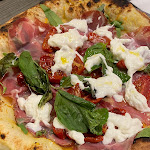 Photo n°1 de l'avis de Lux. fait le 08/09/2023 à 14:55 sur le  Contemporanea Pizzeria à Frattamaggiore