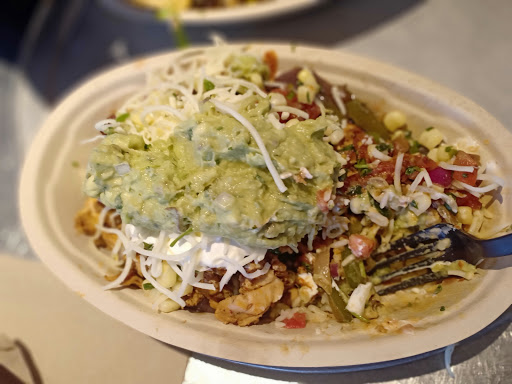 Mexican Restaurant «Chipotle Mexican Grill», reviews and photos, 775 NW Gilman Blvd, Issaquah, WA 98027, USA