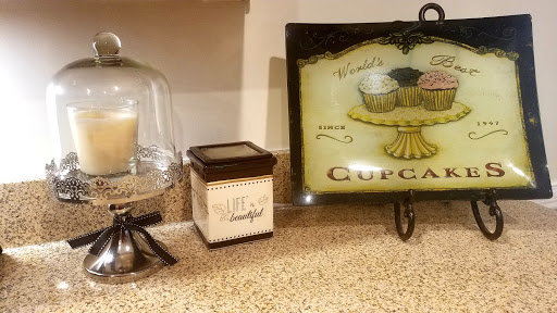 Thrift Store «Goodwill Second Debut Carytown», reviews and photos