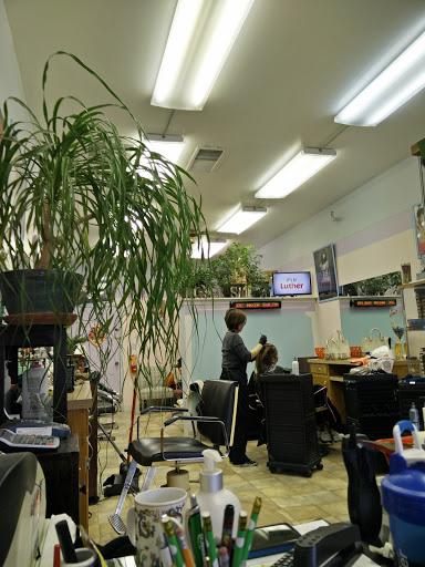 Beauty Salon «Ngoc Hair Salon», reviews and photos, 6631 Penn Ave S, Minneapolis, MN 55423, USA
