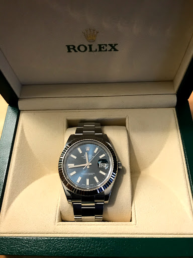 Coin Dealer «Collectors Coins & Jewelry Massapequa Park», reviews and photos, 400 Sunrise Hwy, Massapequa Park, NY 11762, USA