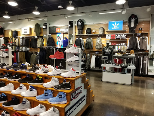 Shoe Store «Champs Sports», reviews and photos, 6779 Spring Mall Dr, Springfield, VA 22150, USA