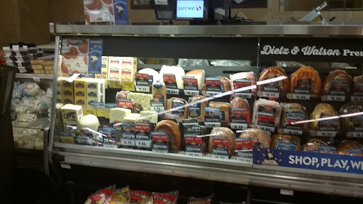 Grocery Store «Safeway», reviews and photos, 40 Shining Willow Way, La Plata, MD 20646, USA