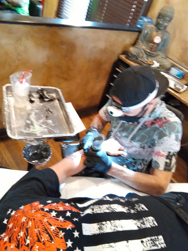 Tattoo Shop «Living Canvas Tattoos Inc», reviews and photos, 930 S Mill Ave, Tempe, AZ 85281, USA