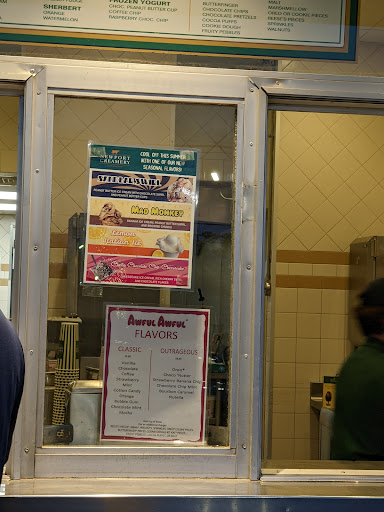 American Restaurant «Newport Creamery», reviews and photos, 1256 Warwick Ave, Warwick, RI 02888, USA