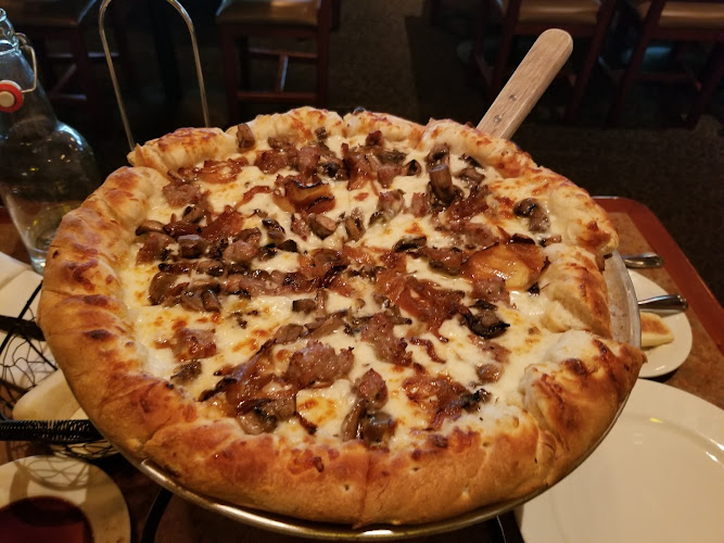 #9 best pizza place in Santa Rosa - Union Hotel Restaurant