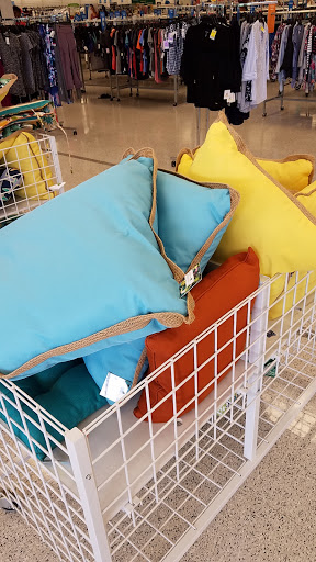 Clothing Store «Ross Dress for Less», reviews and photos, 1140 Bullsboro Dr, Newnan, GA 30265, USA