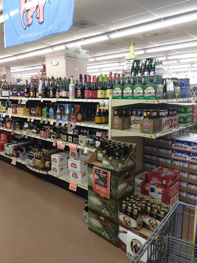 Beer Store «Family Beer & Liquor Store», reviews and photos, 20200 US Rte 20 Frontage Rd, East Dubuque, IL 61025, USA