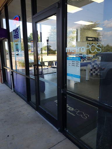 Cell Phone Store «MetroPCS Authorized Dealer», reviews and photos, 1031 Hickory Creek Blvd, Hickory Creek, TX 75065, USA