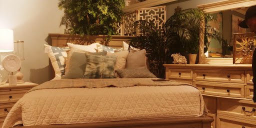 Furniture Store «Art Van Furniture - Orland Park», reviews and photos, 15080 South La Grange Road, Orland Park, IL 60462, USA