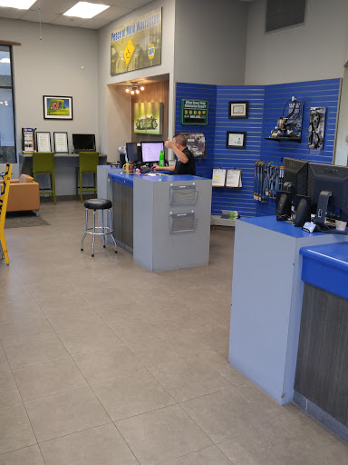 Auto Repair Shop «Elite Auto Repair», reviews and photos, 8139 S Priest Dr #108, Tempe, AZ 85284, USA