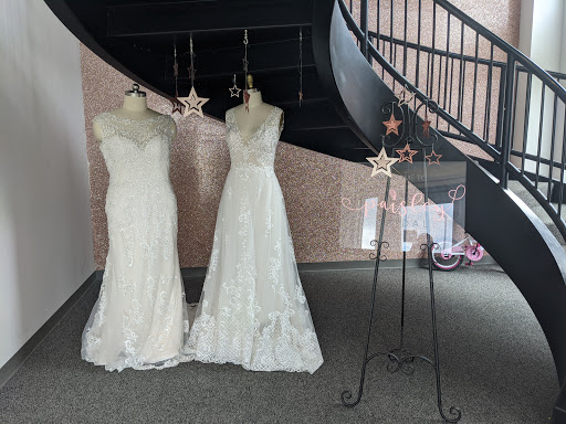 Bridal Shop «Paisley Bridal», reviews and photos, 73-09 Metropolitan Ave, Middle Village, NY 11379, USA