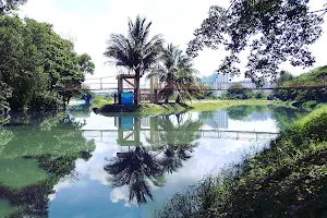 Taman Pinggiran Sungai Galing image