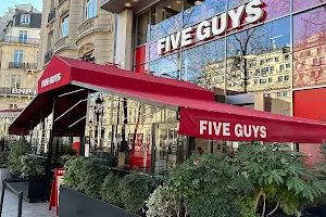 Five Guys Champs-Élysées image