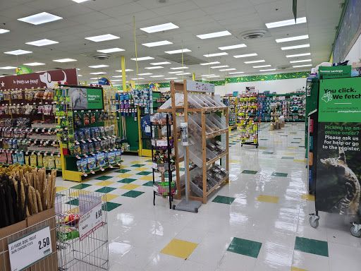 Pet Supply Store «Pet Supplies Plus», reviews and photos, 200 N Coit Rd Suite 330, Richardson, TX 75080, USA