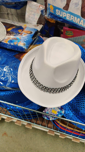 Discount Store «Amazing Savings», reviews and photos, 647 Cedar Ln, Teaneck, NJ 07666, USA