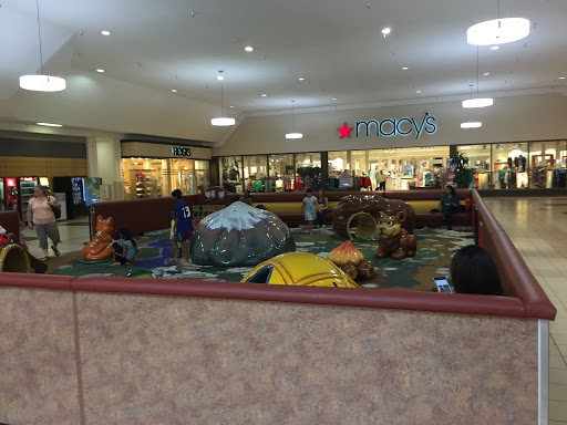 Shopping Mall «The Commons At Federal Way», reviews and photos, 1928 S Commons, Federal Way, WA 98003, USA
