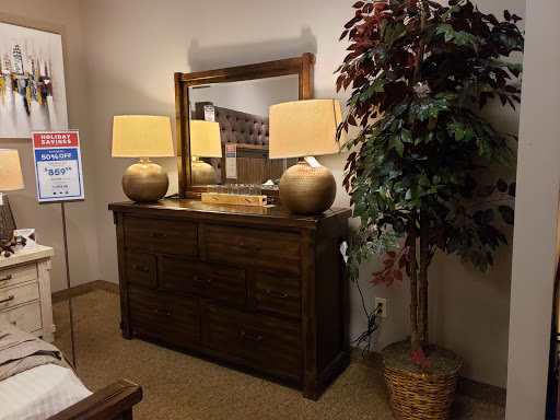 Furniture Store «Ashley Homestore», reviews and photos, 8040 Burlington Pike, Florence, KY 41042, USA