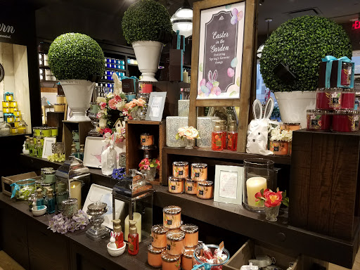 Shopping Mall «St. Clair Square», reviews and photos, 134 St Clair Square, Fairview Heights, IL 62208, USA