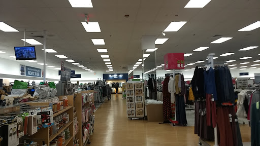 Department Store «Marshalls», reviews and photos, 1399 N Shore Rd, Revere, MA 02151, USA