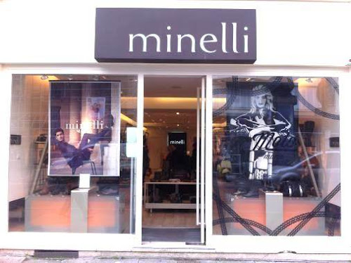 Magasin de chaussures Minelli Paris