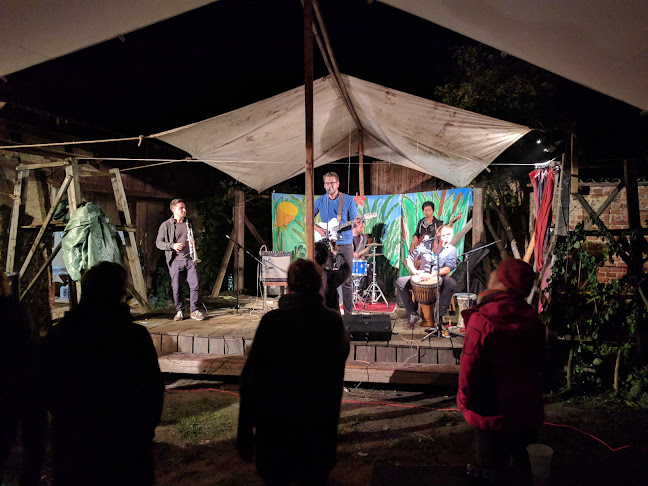 U lípy Svobody telefonní číslo