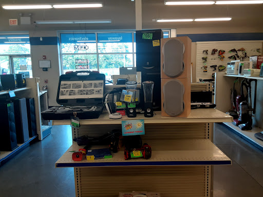 Pawn Shop «EZPAWN», reviews and photos, 901 W Irving Park Rd, Streamwood, IL 60107, USA